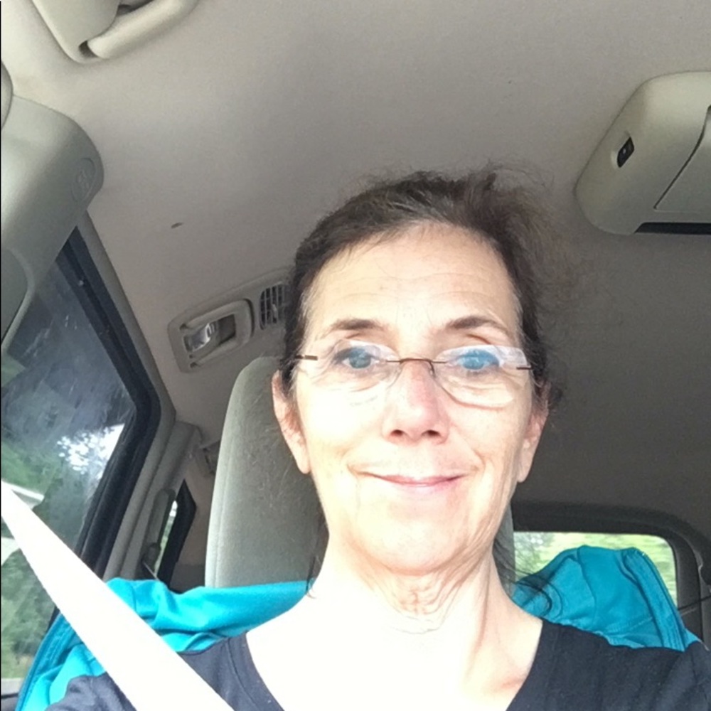 Meet your Posher, Cindy